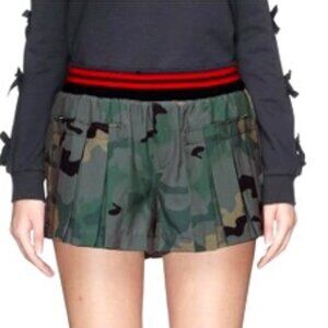 The Upside Camo Agassi Pleated Panel Shorts Green Size 8 EUC